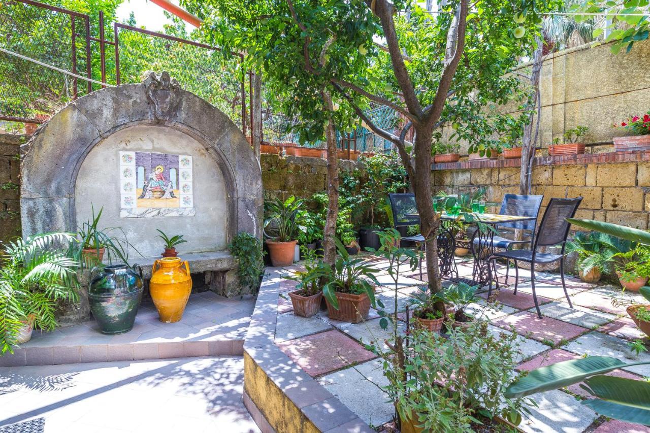 Bed and Breakfast Da Marisa Сант'Аньєлло Екстер'єр фото